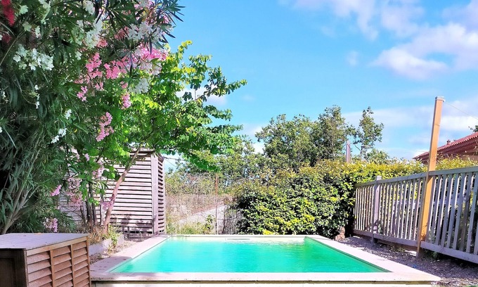 Peyriac-de-Mer House | Air-conditioned winegrower's house with swimming pool, view of the old salt marshes