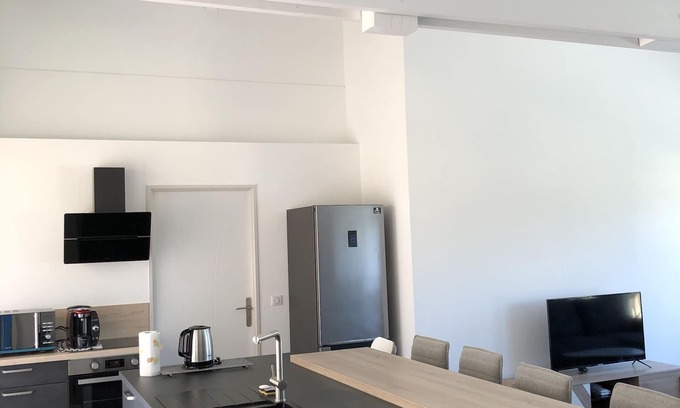 Les Issambres House | Air-conditioned Mazet Les Issambres in Secure Residence with Swimming Pool