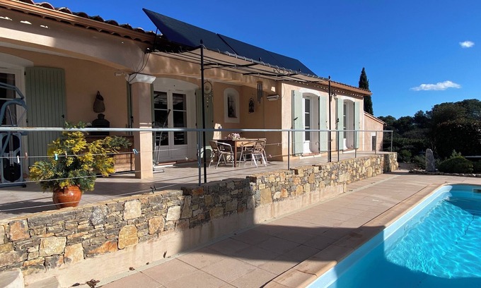 Le Thoronet Villa | air-conditioned villa, pool and 3 bedrooms with garden