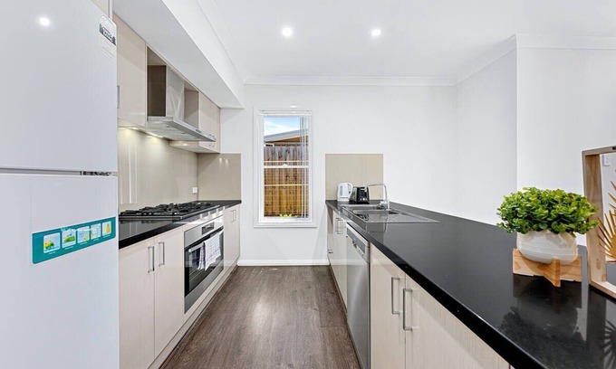 Norwest House | Aircabin - Norwest - Luxury Lovely - 4 Beds House