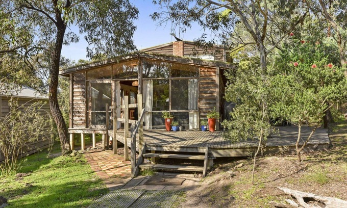 Aireys Inlet House | Airey's 15 - Walk To The Beach & Cafe's, Pet FrIendly.