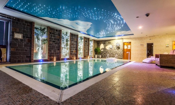 Lusk Hotel | Airport View Hotel and Secret Spa
