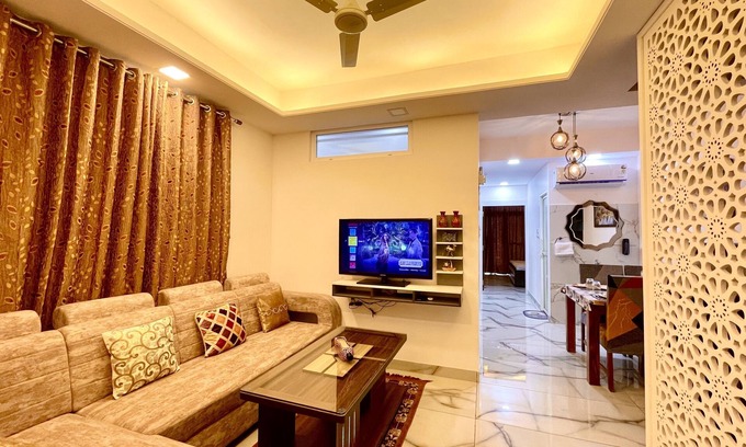 Malviya Nagar Apartment | Airport Vista 3BHK Apartment-10 Min Walk from Airport with Balcony & Terrace