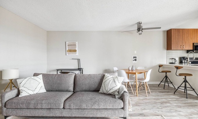 South Redondo Apartment | Airy Redondo Beach 1BR w/Pool, Gym, 1 block from beach, by Blueground