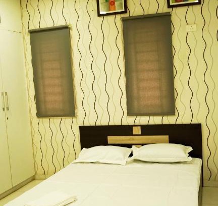 Valasaravakkam Apartment | Aishwaryam Eswar Service Apartment Valasaravakkam Chennai