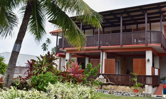 Tapere of Titikaveka Apartment | Aito 2 in Muri