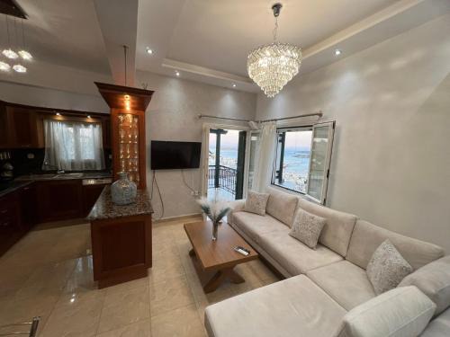 Ano Siros House | Akadia Syros