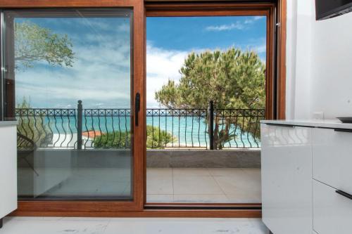 Haniotis Apartment | Akti Hanioti Villa 1