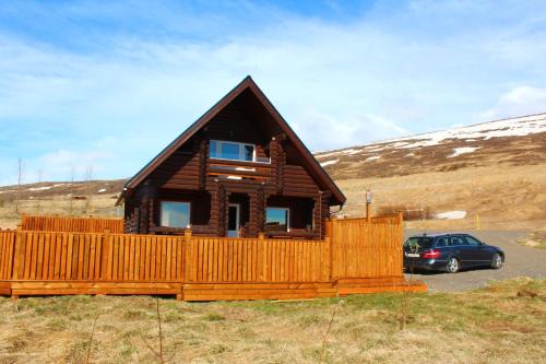 Akureyri House | Akureyri Log Cottage