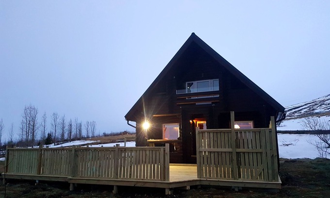 Akureyri Cabin | Akureyri Log Cottage