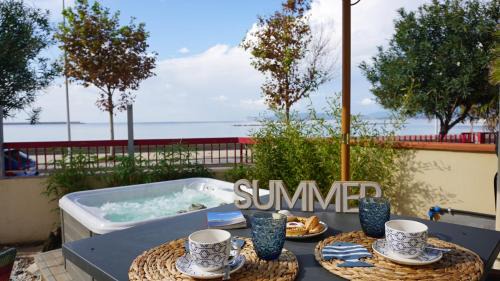 Lido House | Al 33 - Luxury Apartment