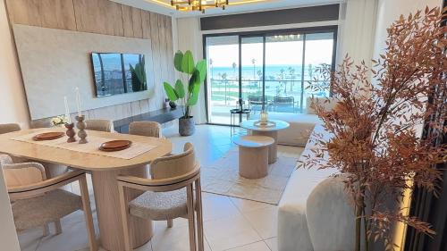 Miramar Apartment | Al amirat front sea only family
