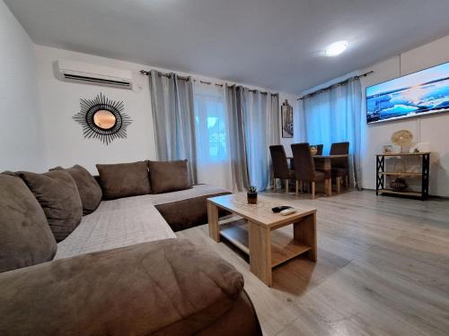 Bijela Apartment | Al mare 11