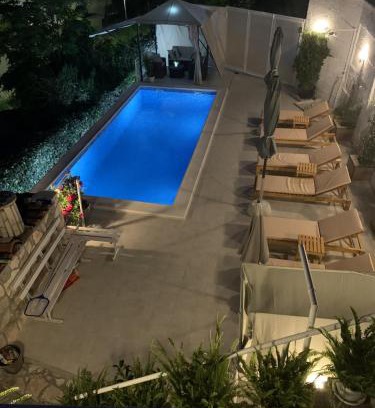 Trebesinj Apartment | Al Mare