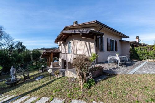San Felice del Benaco Apartment | Al Porto balcony close to the lake
