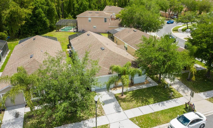 Loughman House | Al's Palm Paradise close to Disney and shopping