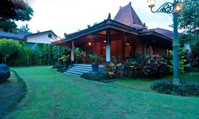 Depok House | Alam Jogja Resort Mitra RedDoorz
