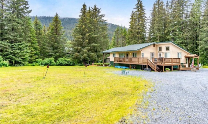 Bear Creek House | Alaska Moose Trail Lodging - Private Retreat, Sleeps 8