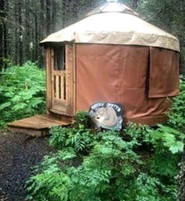 Bear Creek Other | Alaskan Glamping Yurt in Seward for an Eco-Adventure