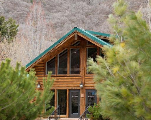 Ogden Bed & Breakfast | Alaskan Inn and Spa