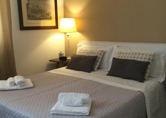 Ruggero Settimo Apartment | Alba Home