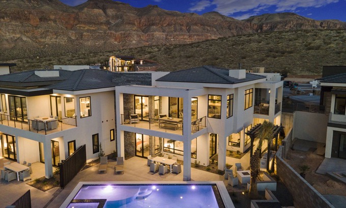 Hurricane House | ALBATROSS SOUTH at Copper Rock!