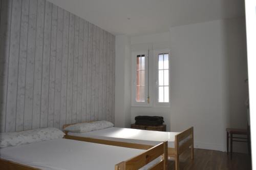 Pamplona City Centre Hostel | Albergue Gares
