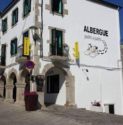 Portomarin Hostel | ALBERGUE Pasiño A Pasiño