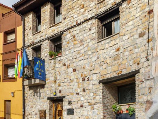 Ventosa Hostel | ALBERGUE SAN SATURNINO