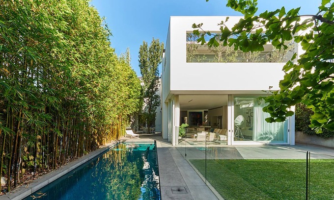 South Melbourne House | Albert Rd (Heated Pool)