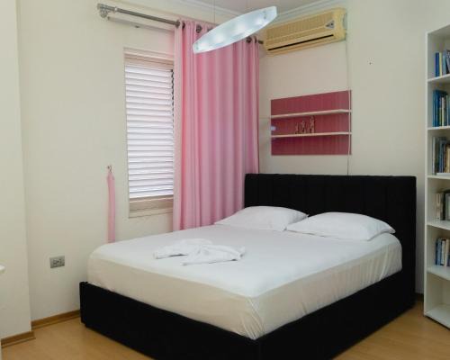 Tirana House | Albjona Guesthouse