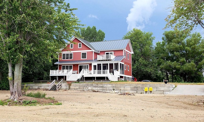 Alburg House | Alburgh Lake Front Rental - Luxurious Post & Beam