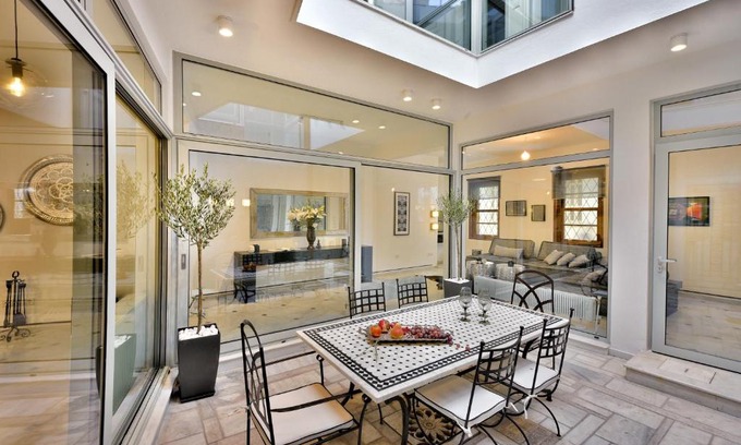 Plaka Apartment | ALDIS MANSION by K&K
