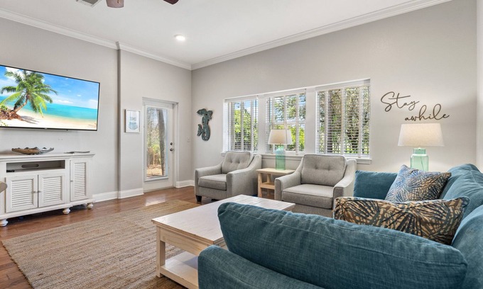 Miramar Beach Condo | Alerio Luxury Beach Corner Condo! Near Beach, Pool & Hot Tub! Walk-out Patio.