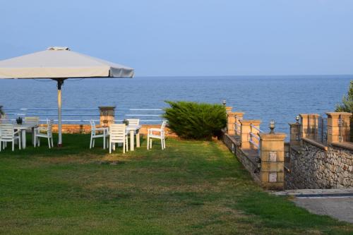 Messini Apartment | Alexander Sea View Resort - Luxury Apartments & Villas Petalidi