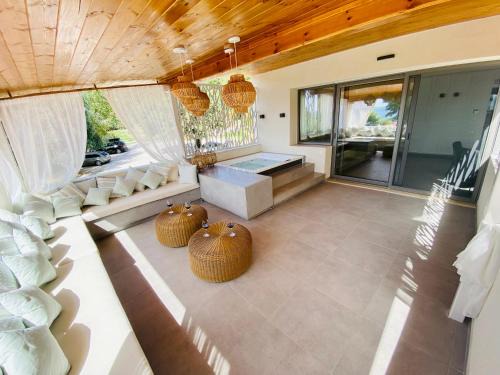 Kassandra Apartment | Alexandrina Suite