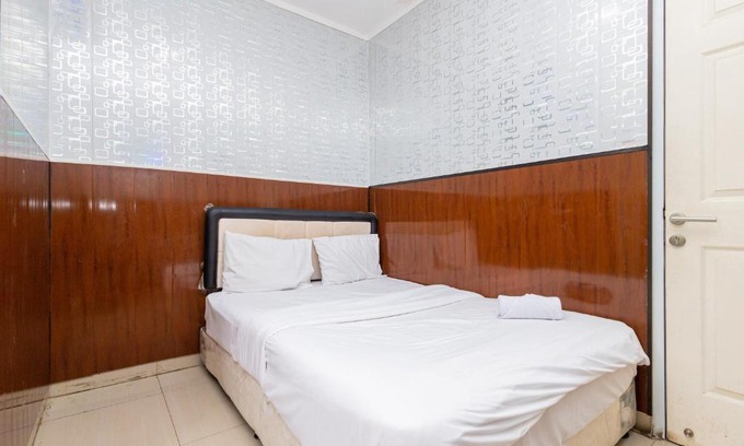 Pagedangan Hotel | Alfa Guesthouse Serpong Mitra RedDoorz