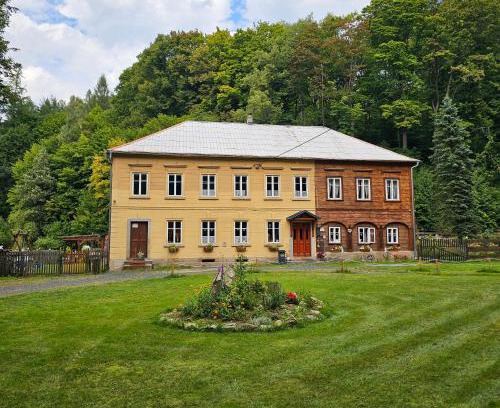 Krasna Lipa Apartment | Alfapartmány