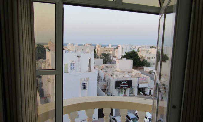Al Ghubrah Ash Shamaliyyah Hotel | Alferdous Hotel Apartments