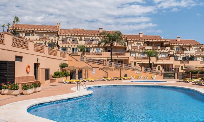 El Faro Apartment | Alfresco Stays Landscape Emotions