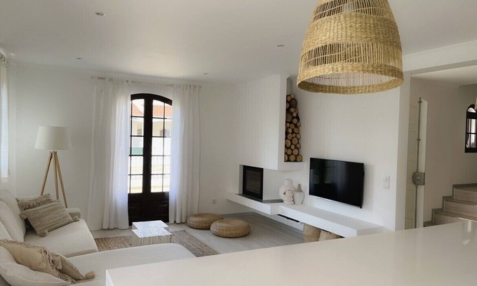 Altura Villa | Algarve - Altura Magnificent semi-detached villa with private enclosed garden