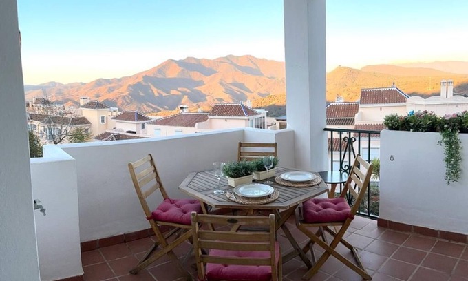 Alhaurin el Grande Apartment | Alhaurin golf modern apartment with a view