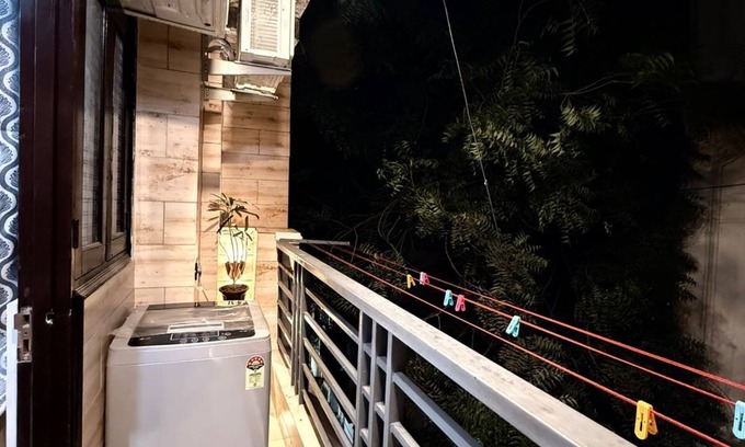 Sheikh Sarai Apartment | Ali's Nest - 2 BHK Apartment in Khirki Extension Malviya Nagar