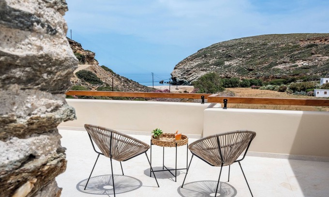 Andros House | Alia Andros