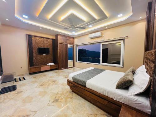 Panchgani House | Aliss Mahal