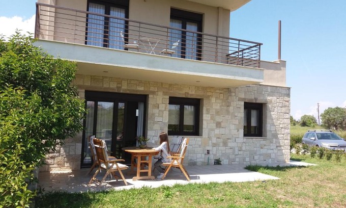 Afytos Villa | ALKYONI HOUSE IN AFYTOS