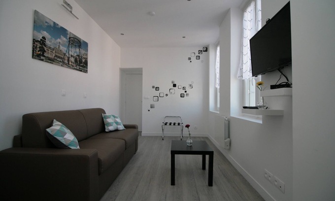 Saint-Quentin Apartment | ALL COMFORT Studio for 2 people