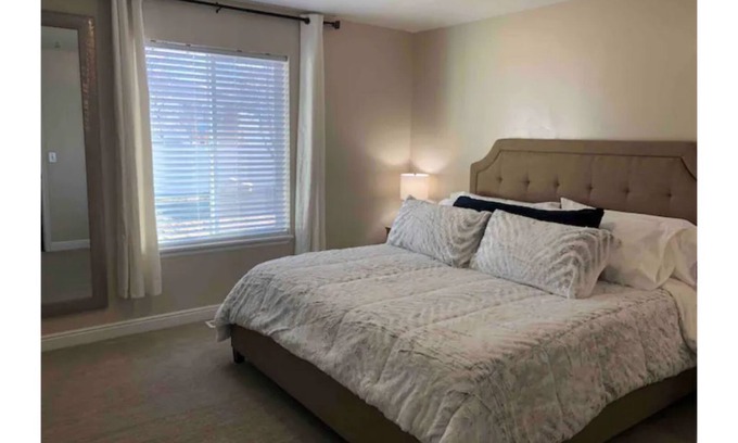 Smithfield House | All newly Updated 6-bedroom residential home.