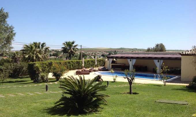 Los Franceses-la Vega Villa | All the charm of holidays in Andalusia