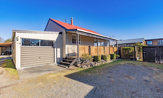 National Park Village House | All Year Round Adventure Base - National Park